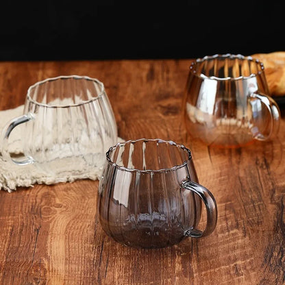 trois tasses